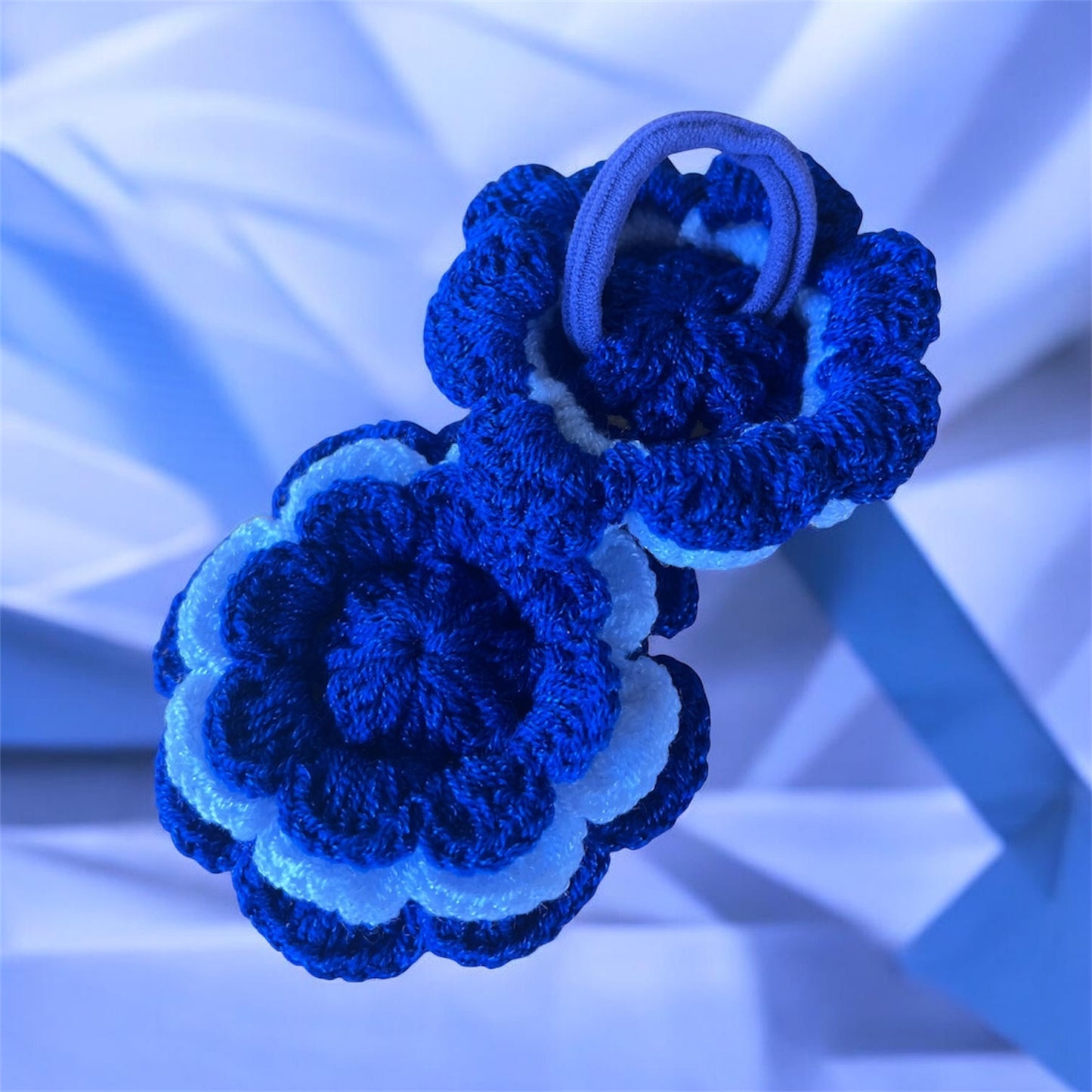 Scrunchie hair Colas a crochet