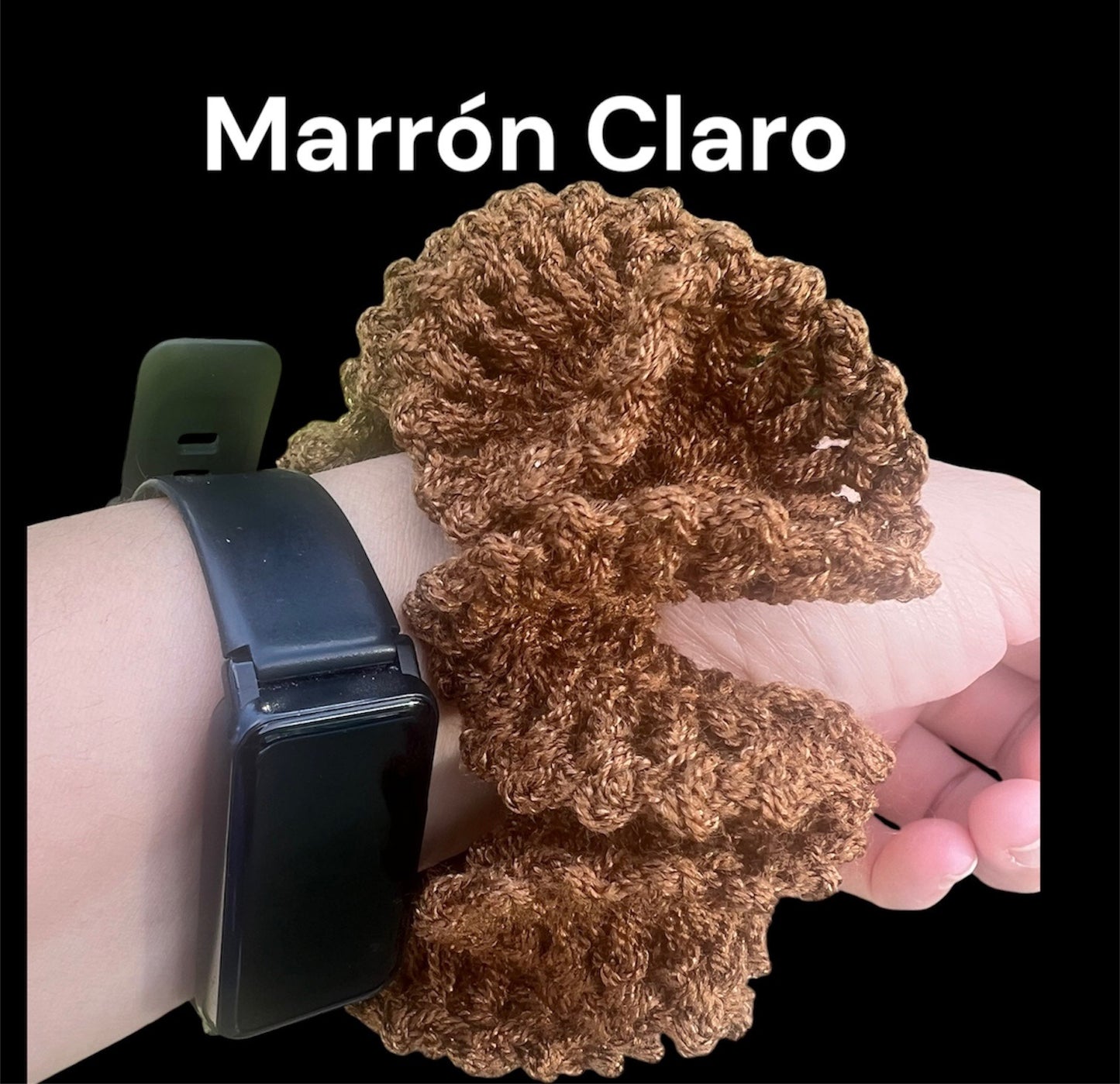 Scrunchies Hair a Crochet -MARRON CLARO
