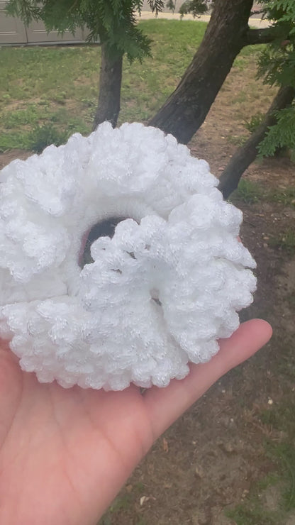 Scrunchies hair coletas a crochet - Blanco